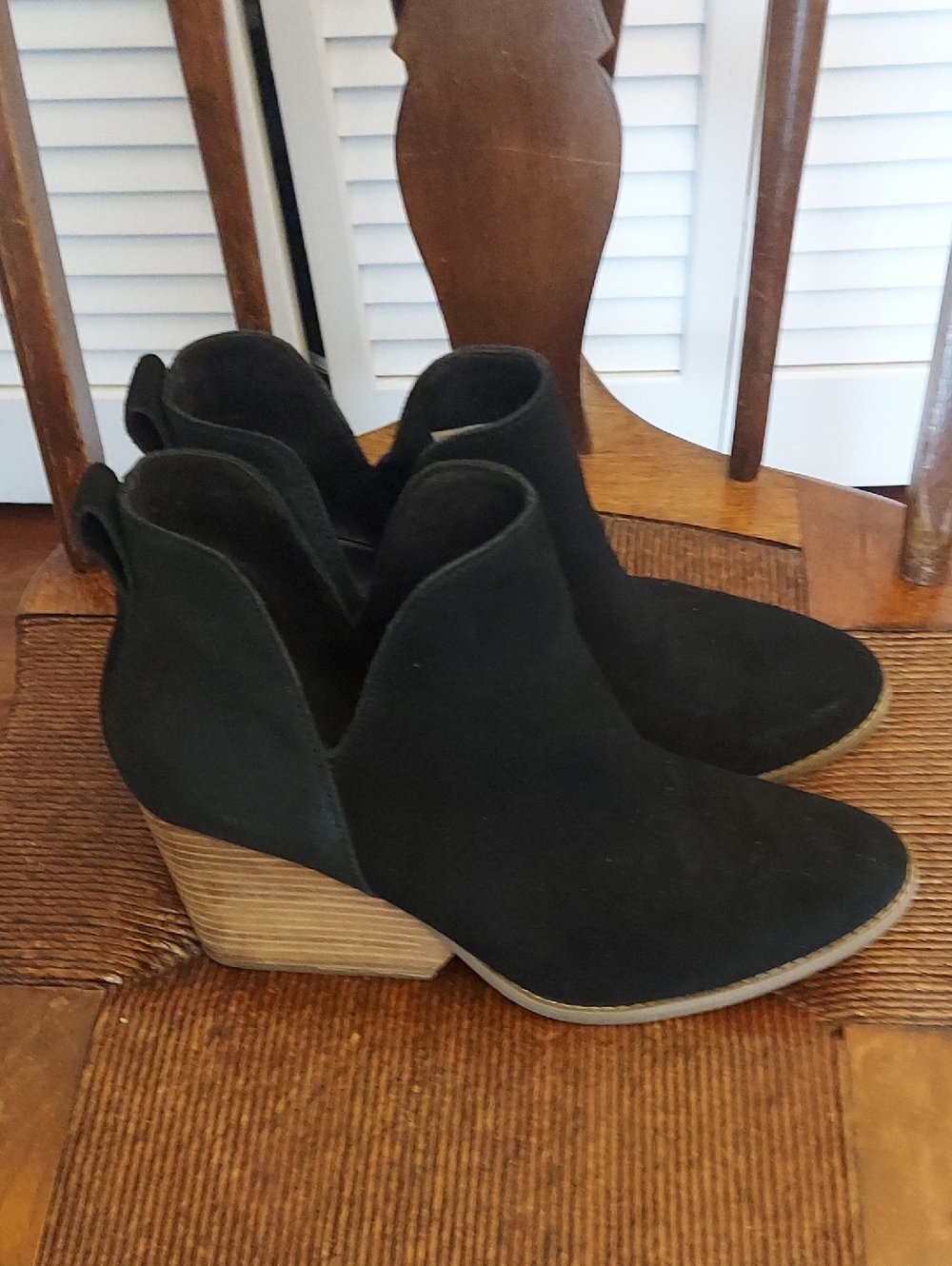 TOMS Black Suede Women’s Ankle Booties with Stacked Heel